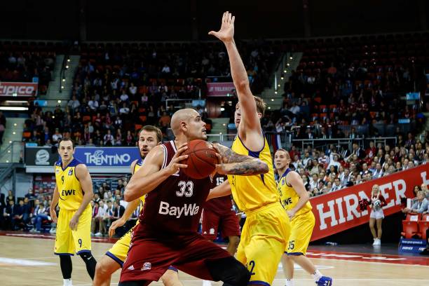 与此同时 与此同时