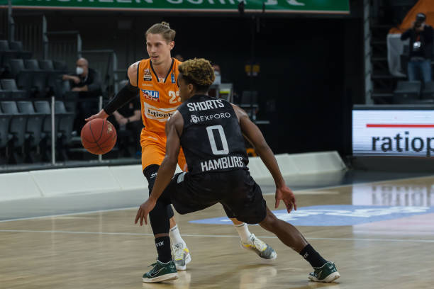 以迟迟未下 以迟迟未下